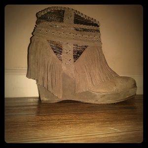 Grey western fringe boots